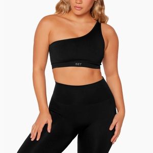 BRAND NEW SET ACTIVE SCULPTFLEX ONE SHOULDER SET